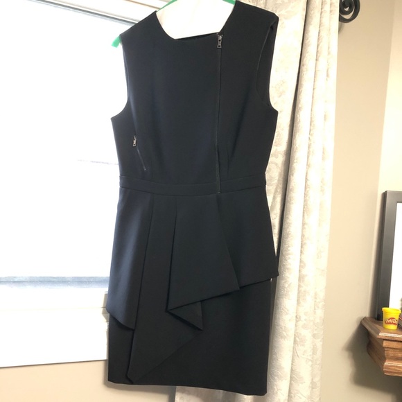 BCBG peplum dress - Picture 8 of 8